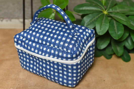 Checkin' Cute Tote+ Vanity Combo